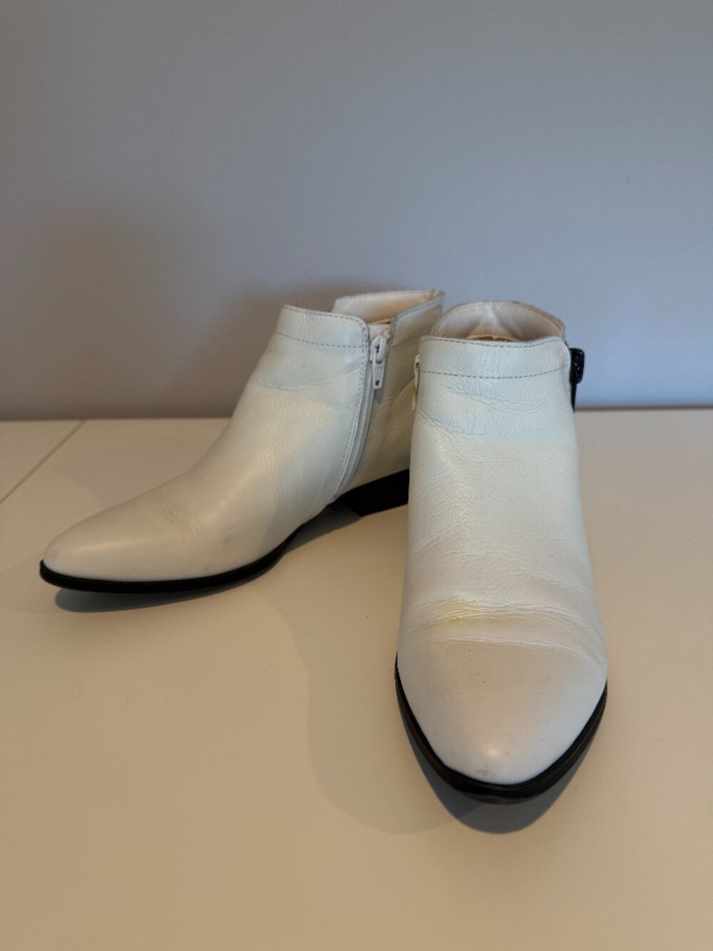 Naturalizer Ankle Boots White Black Side Zip Size 6.5